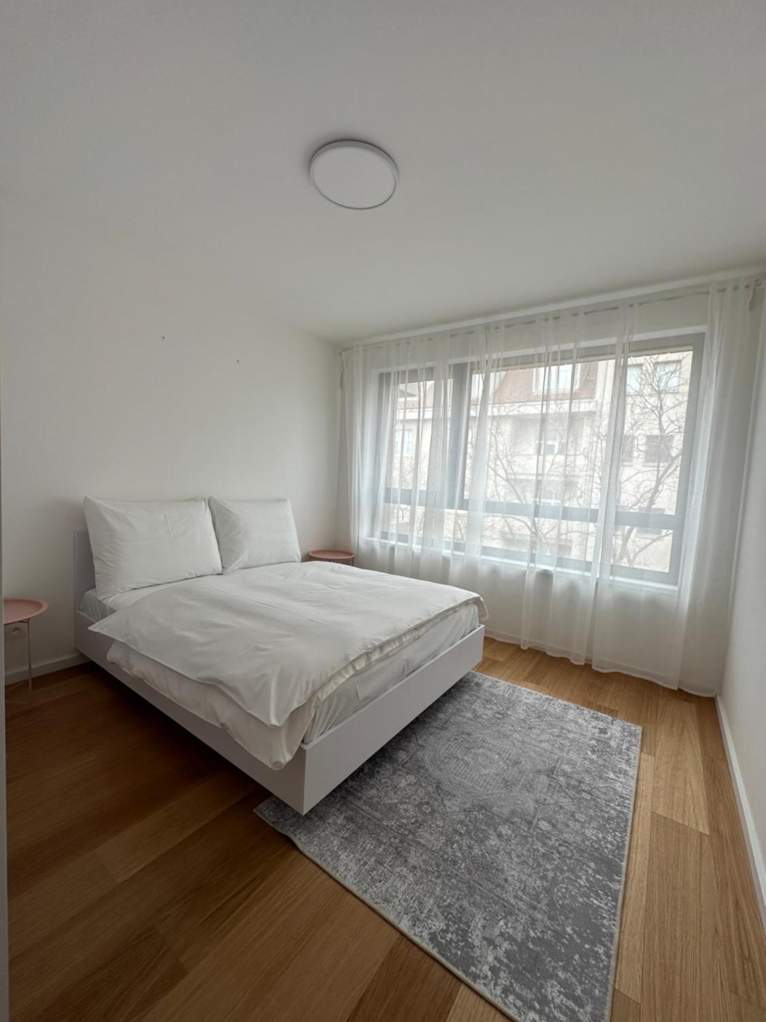 ברטיסלאבה Aurora Apartments מראה חיצוני תמונה