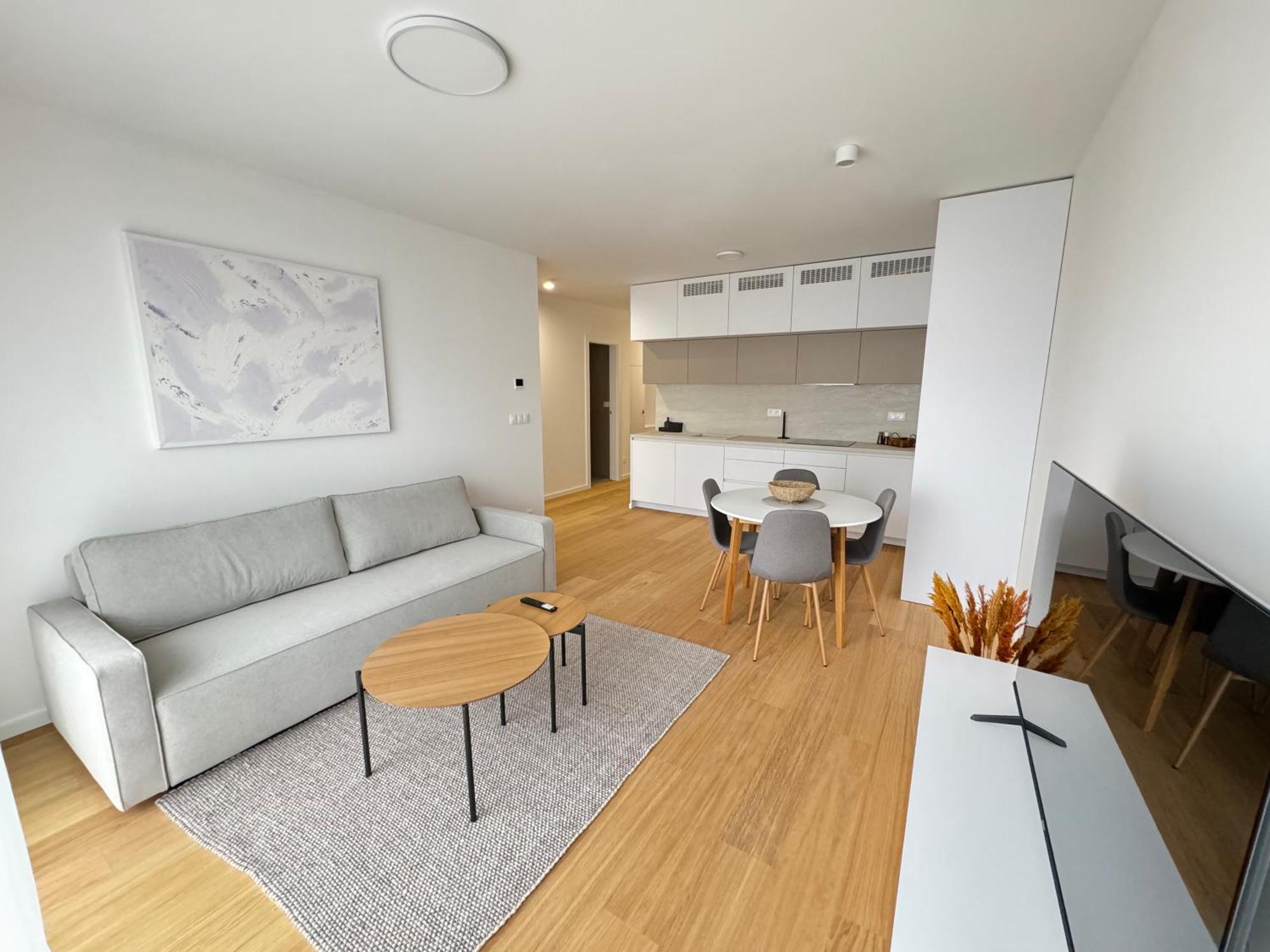 ברטיסלאבה Aurora Apartments מראה חיצוני תמונה