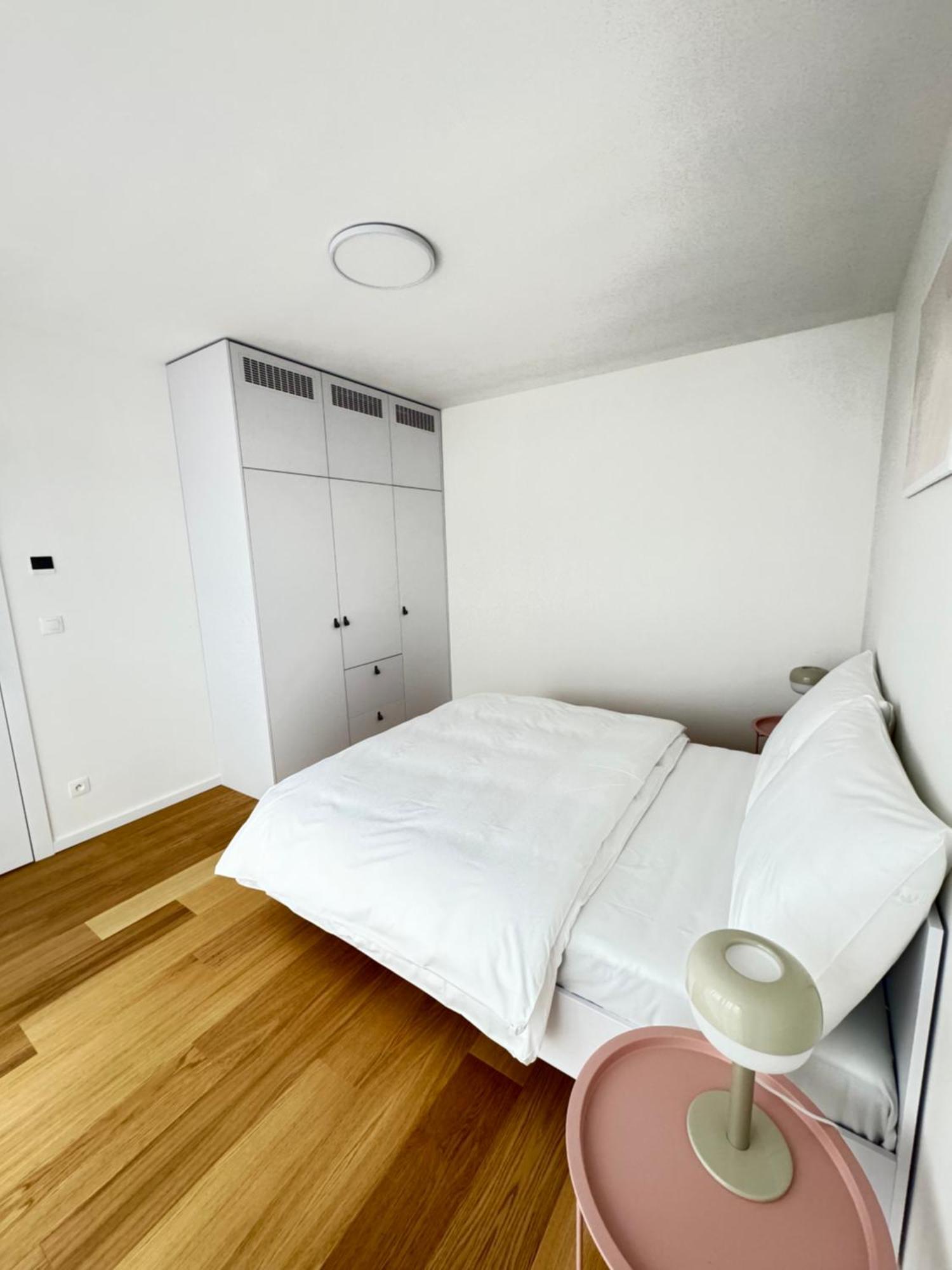 ברטיסלאבה Aurora Apartments מראה חיצוני תמונה