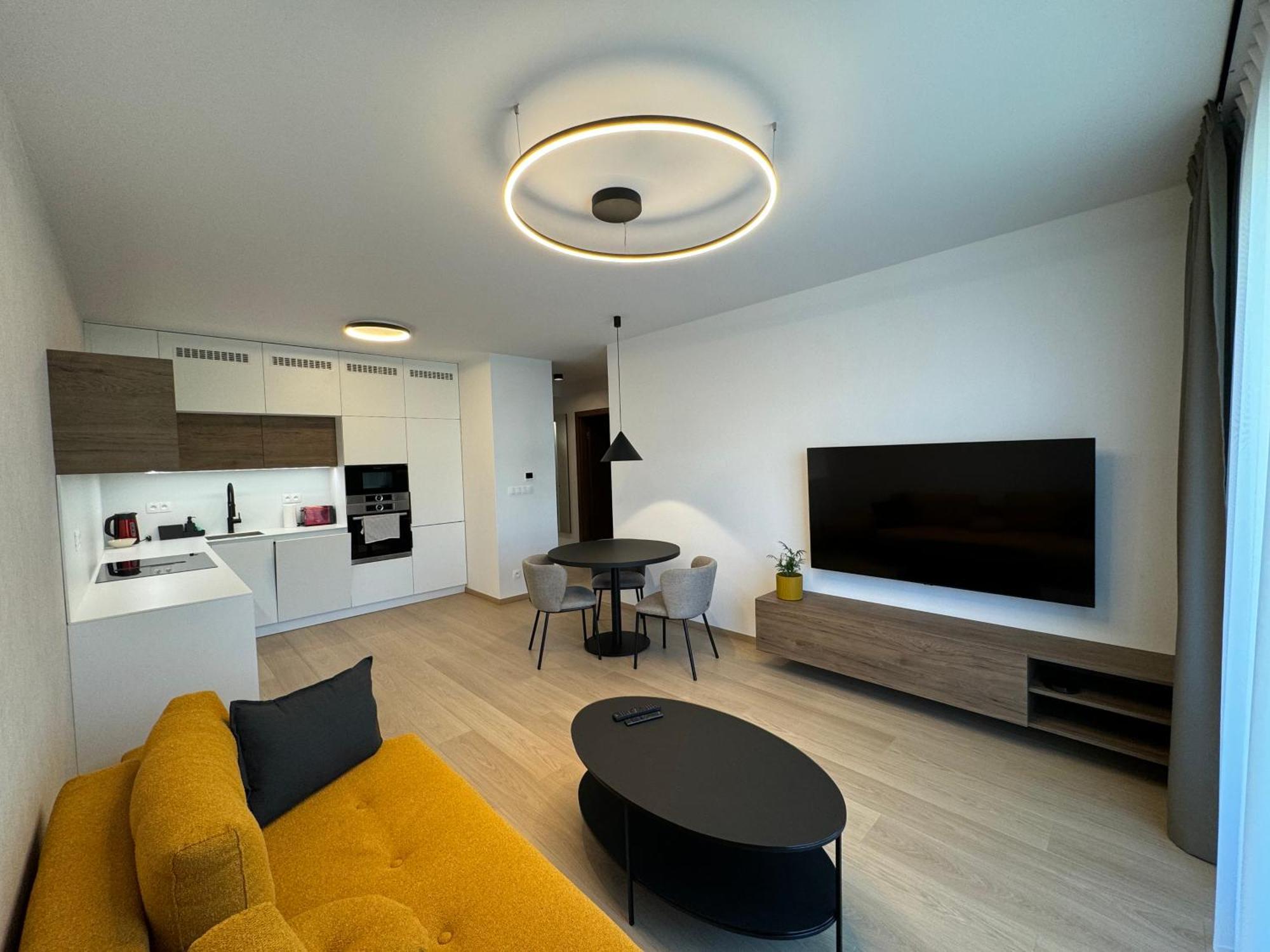 ברטיסלאבה Aurora Apartments מראה חיצוני תמונה