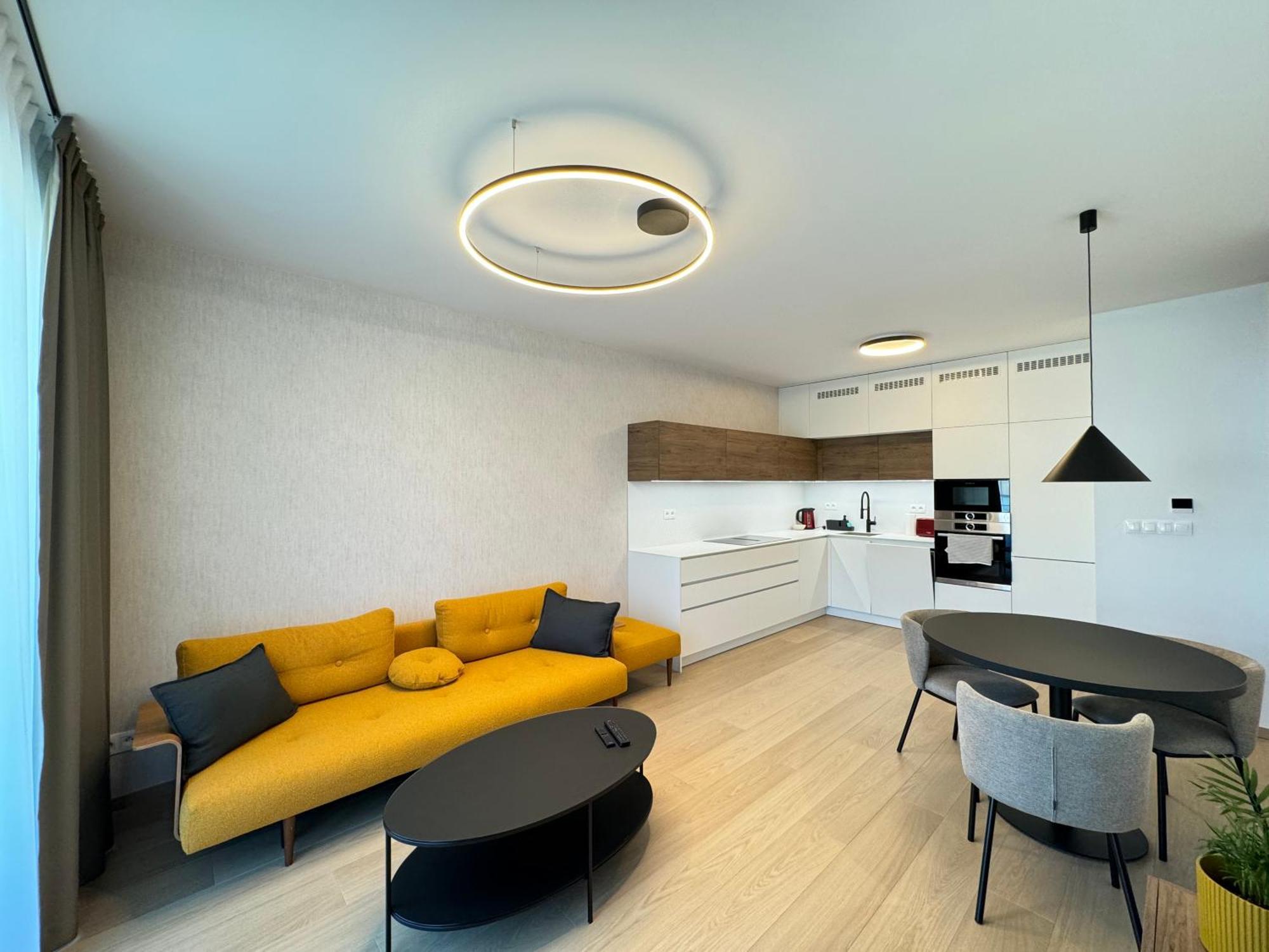 ברטיסלאבה Aurora Apartments מראה חיצוני תמונה